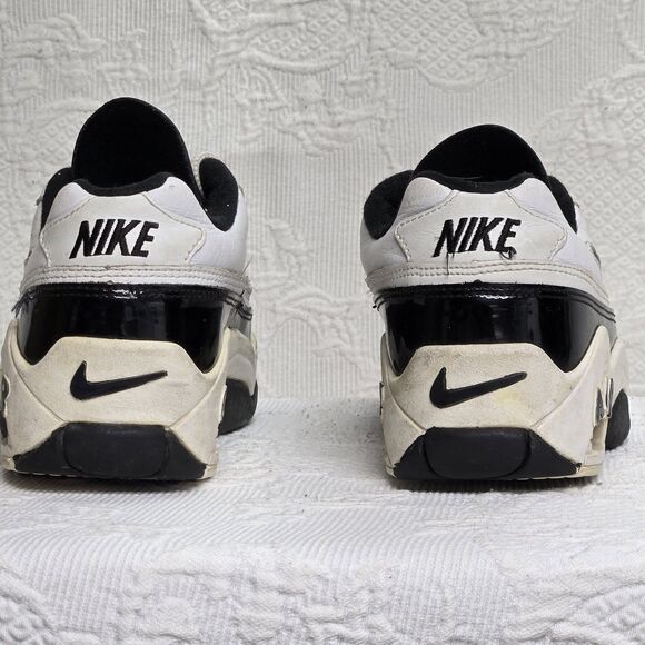 Vintage 90s Nike Air Black White Sneakers Size 7 Just Do It Swoosh Collectable - Picture 4 of 11